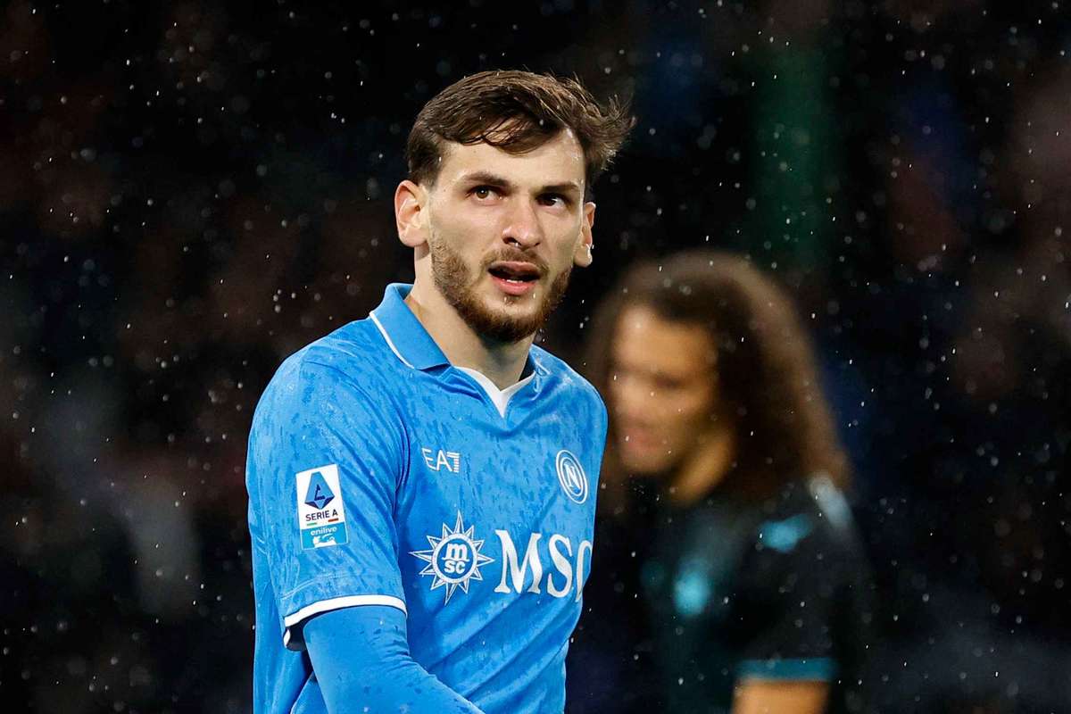 Khvicha Kvaratskhelia confirma despartirea de Napoli printr un mesaj de ramas bun