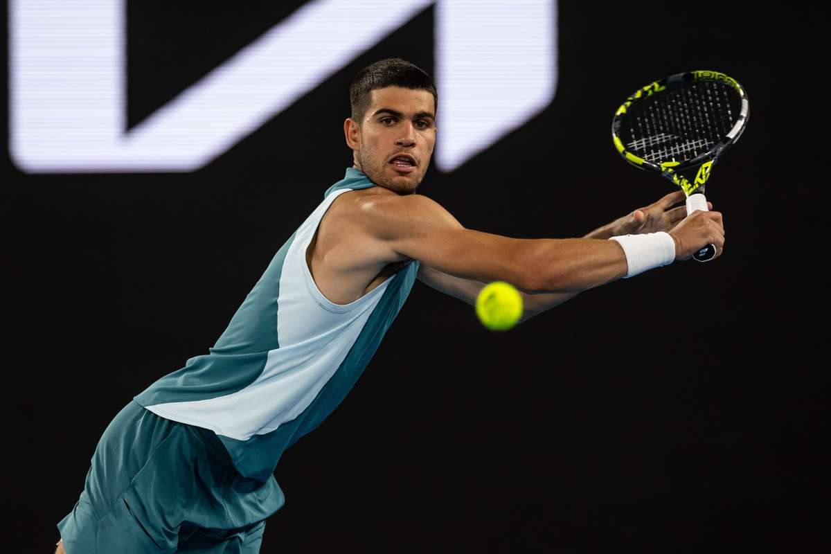 Tenis Tracker Djokovic si Alcaraz in actiune la Melbourne