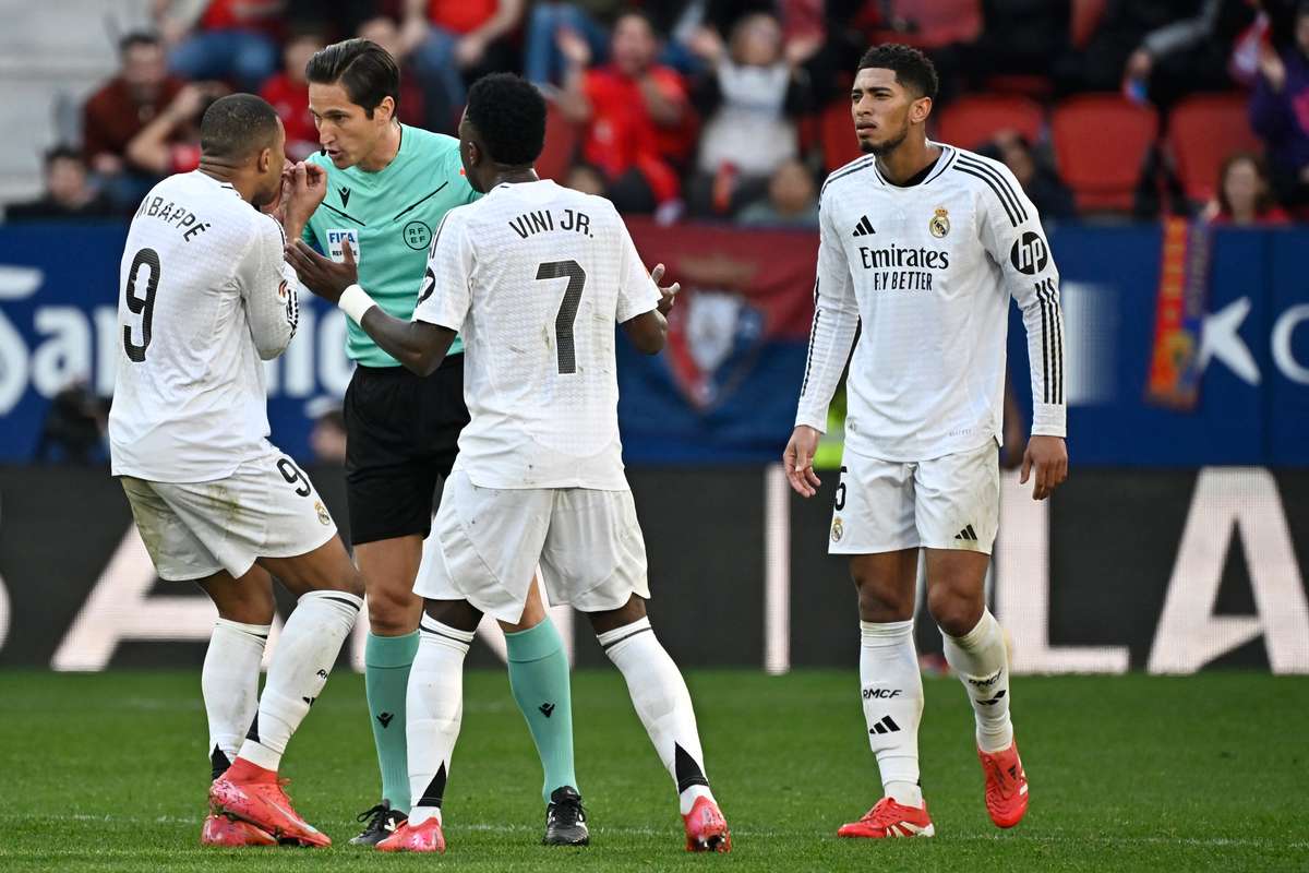 Arbitrii spanioli condamna atacurile asupra lui Montero