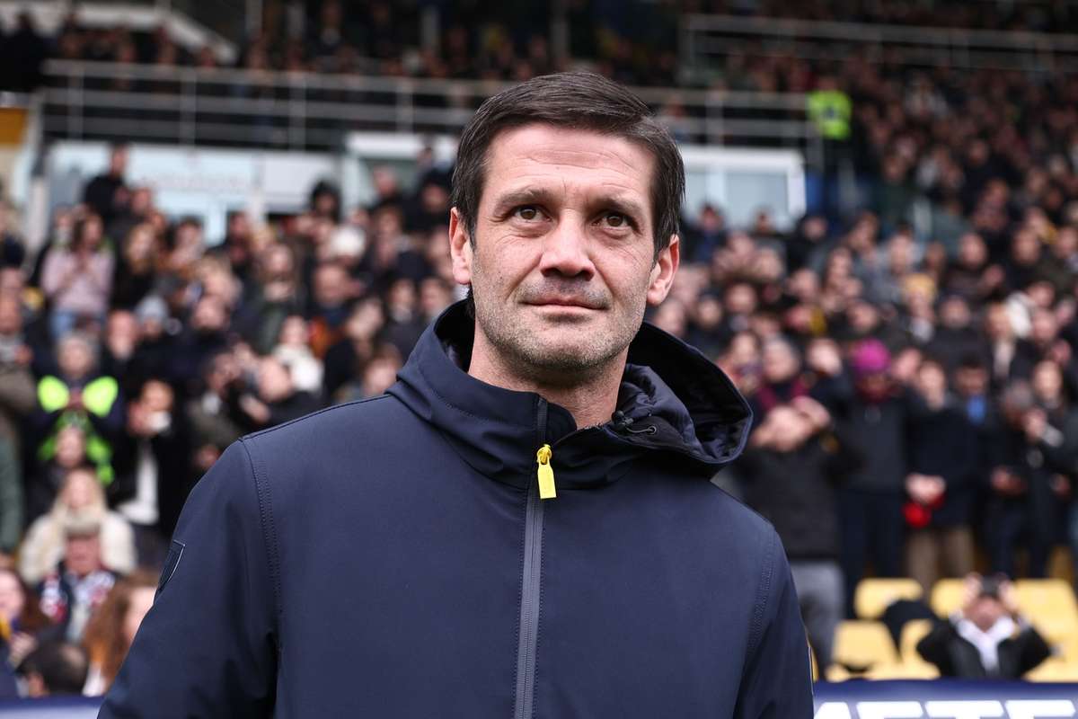Cum poate intra Cristi Chivu in istoria Parmei