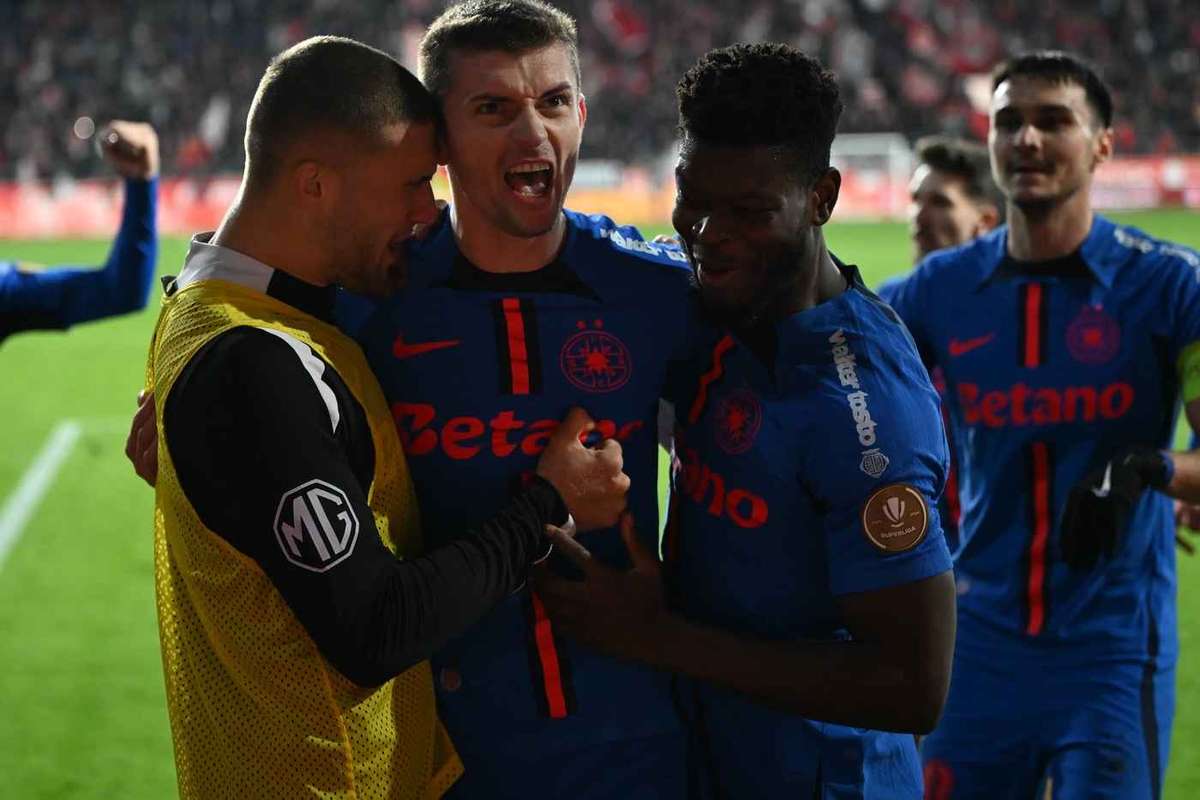 FCSB isi motiveaza jucatorii inaintea meciului cu PAOK