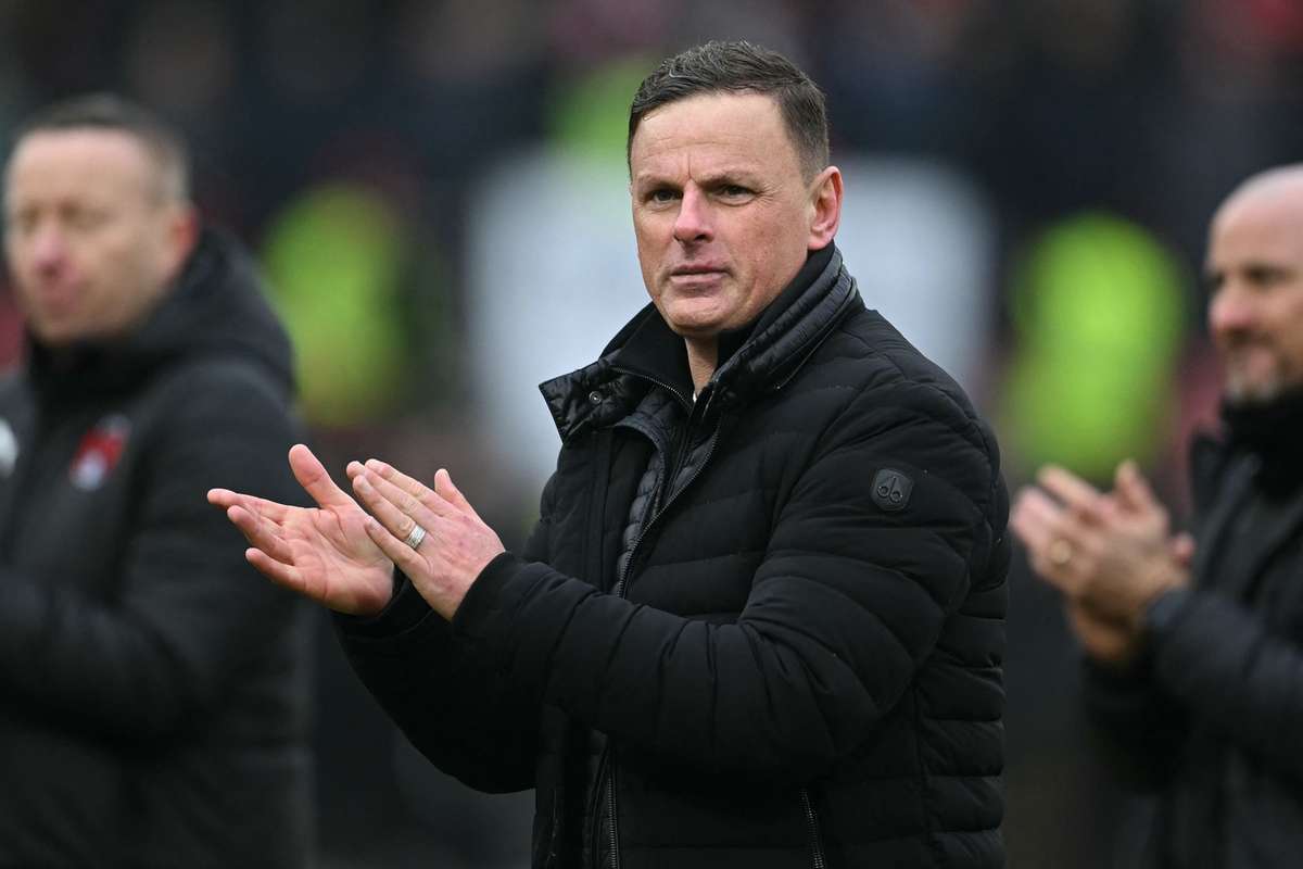 Managerul lui Leyton Orient este mandru de echipa chiar daca a fost eliminata de City