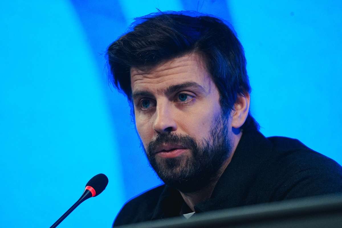 Meciurile sa nu se incheie 0 0 Pique propune o noua regula in fotbal