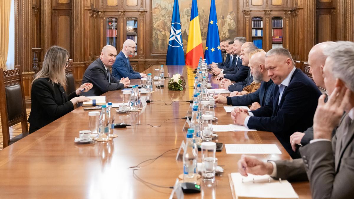 Prima activitate publica a presedintelui interimar Ilie Bolojan Discutii la Cotroceni cu reprezentantii mediului de afaceri