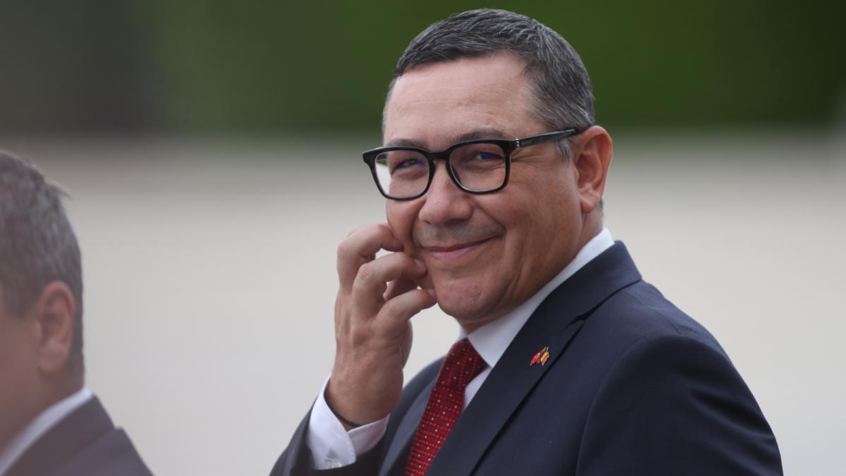 Victor Ponta afirma ca Klaus Iohannis a fost fortat sa demisioneze