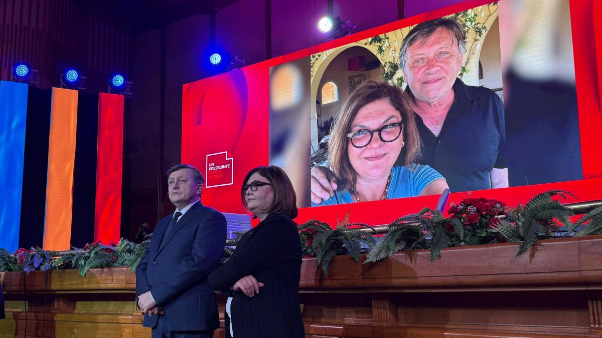 Adina Valean despre Crin Antonescu Daca vede un om la coltul strazii mereu cauta in buzunar sa i dea ceva