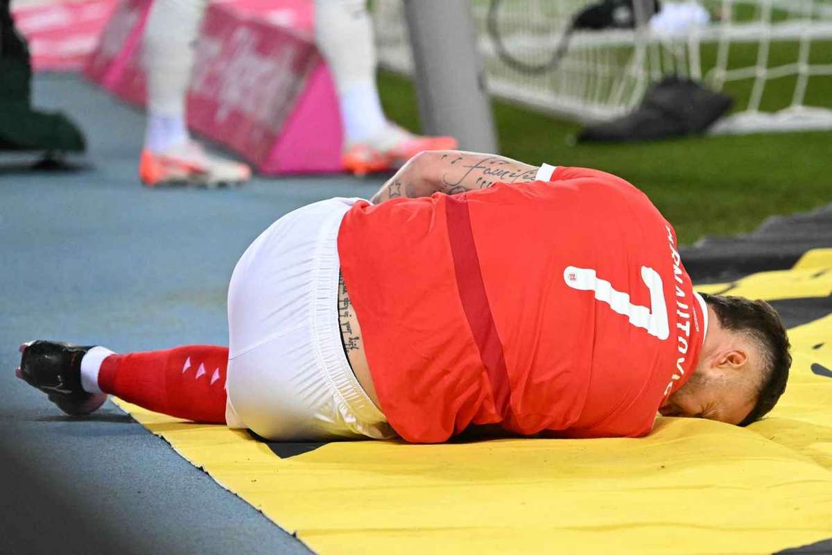 Atacantul austriac Marko Arnautovic a suferit un atac de panica in meciul cu Serbia
