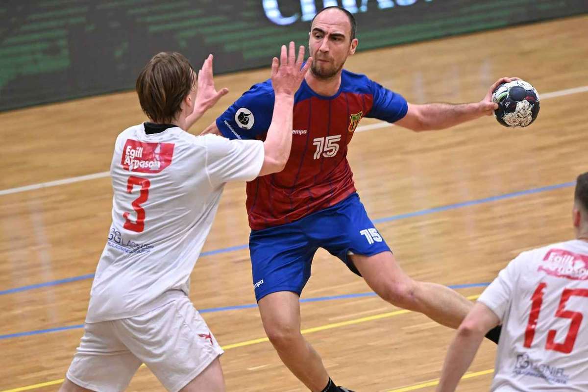 CSM Bacau victorie clara cu Steaua in campionat
