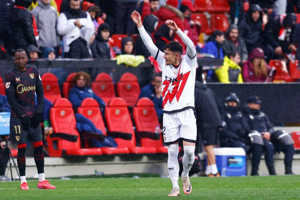 Dedic golul familiei mele si copilului Mesajul lui Ratiu dupa eurogolul cu Sevilla
