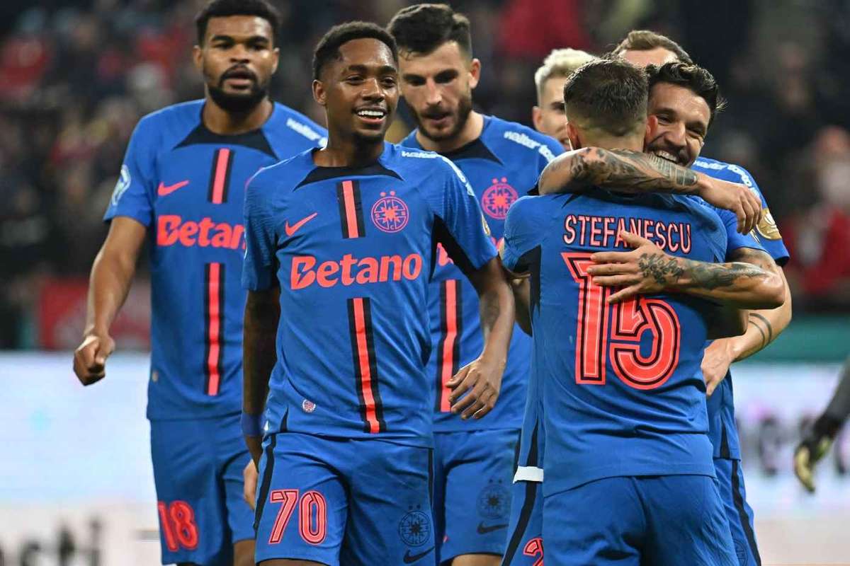 Doi jucatori FCSB dizgratiati primiti in Superliga
