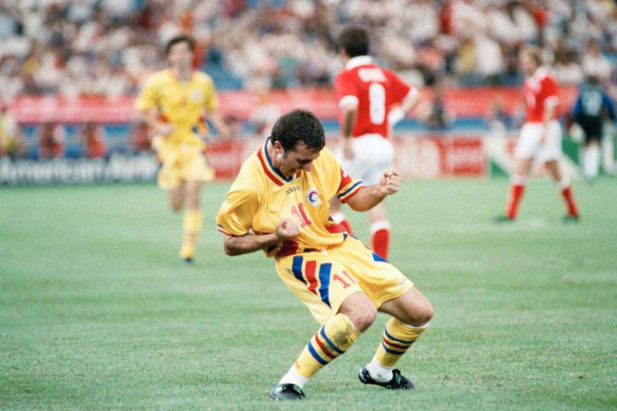 Gica Hagi in TOP 100 cei mai buni fotbalisti