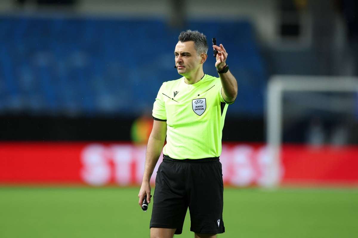 Horatiu Fesnic si Ovidiu Hategan delegati la meci preliminar CM 2026