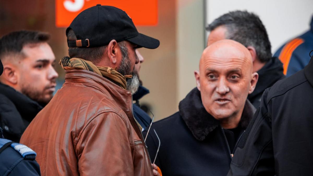 Horatiu Potra instiga din Dubai la revolta violenta le a scris mercenarilor sa mearga la Bucuresti cu arme