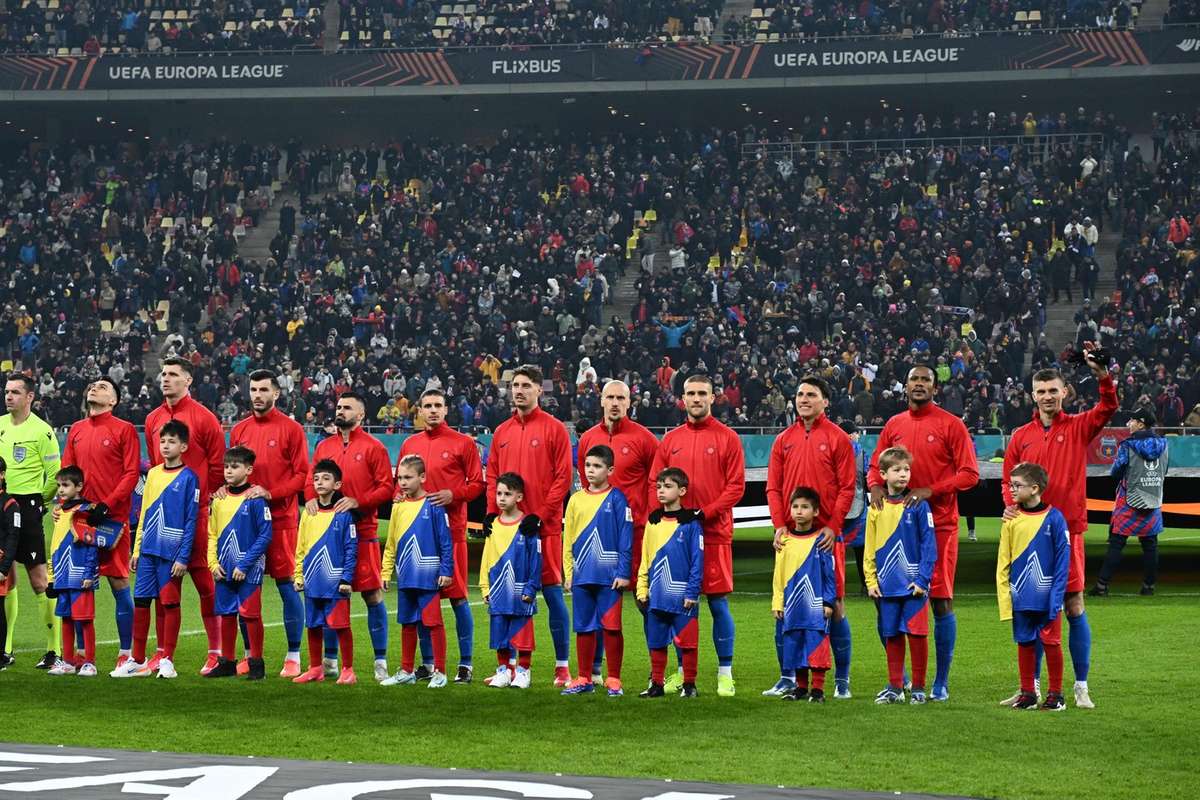 LIVE 19 45 FCSB Lyon Golgheterul Euro 2024 si un campion mondial titulari Echipele de start