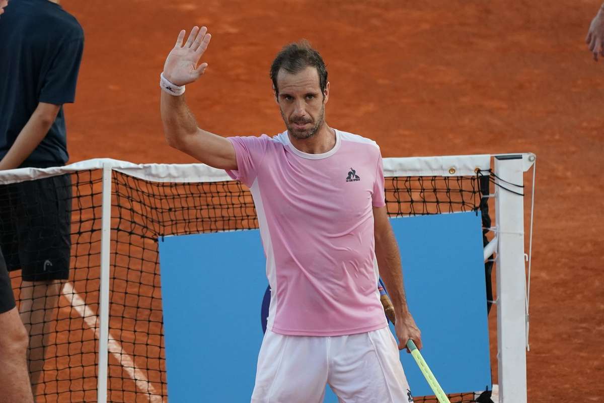 La un pas de eliminare Richard Gasquet revine si se califica in optimi la Tiriac Open