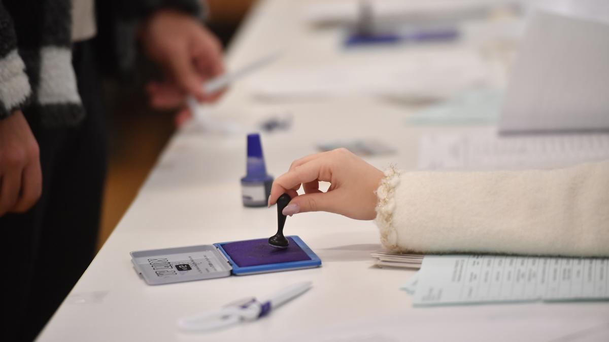 Ultima zi pentru candidaturi la prezidentiale candidati validati