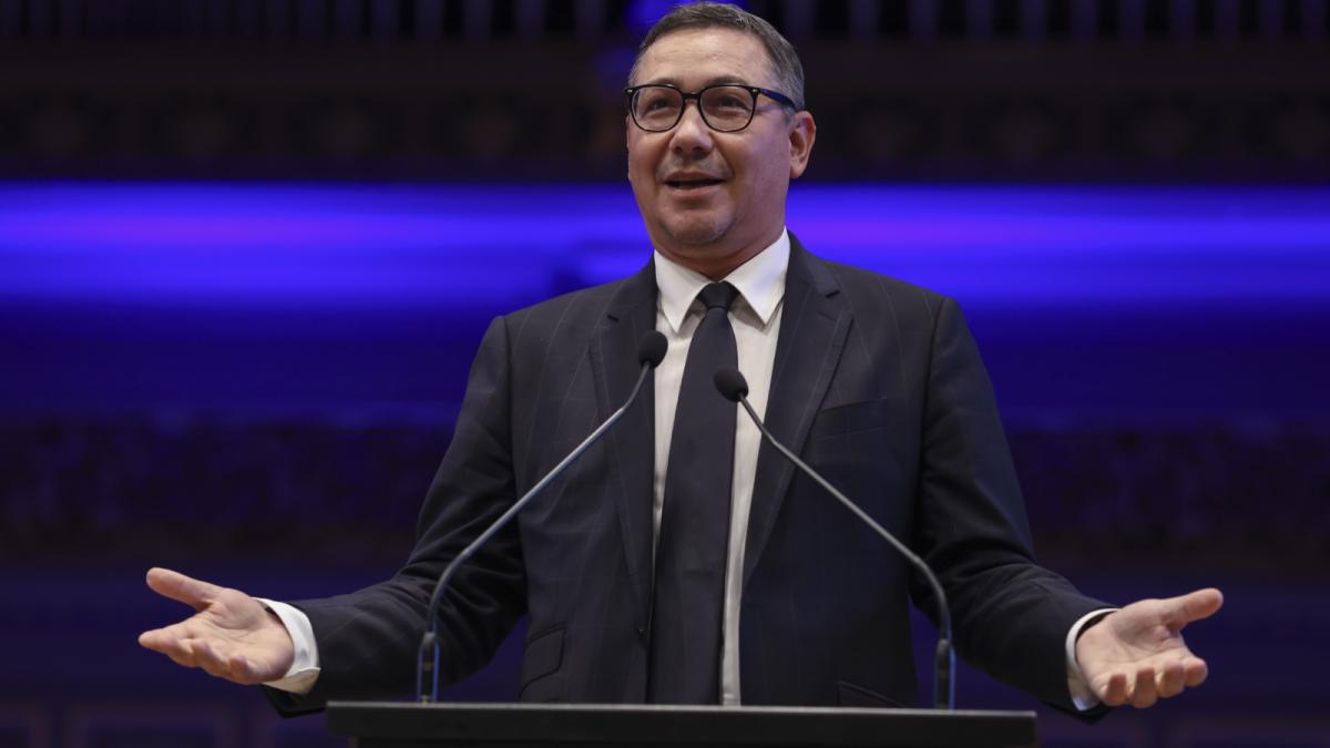 Victor Ponta renunta la cetatenia sarba inaintea CCR