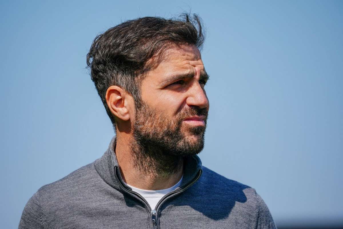 Antrenorul lui Como Cesc Fabregas poate prelua o echipa din Bundesliga