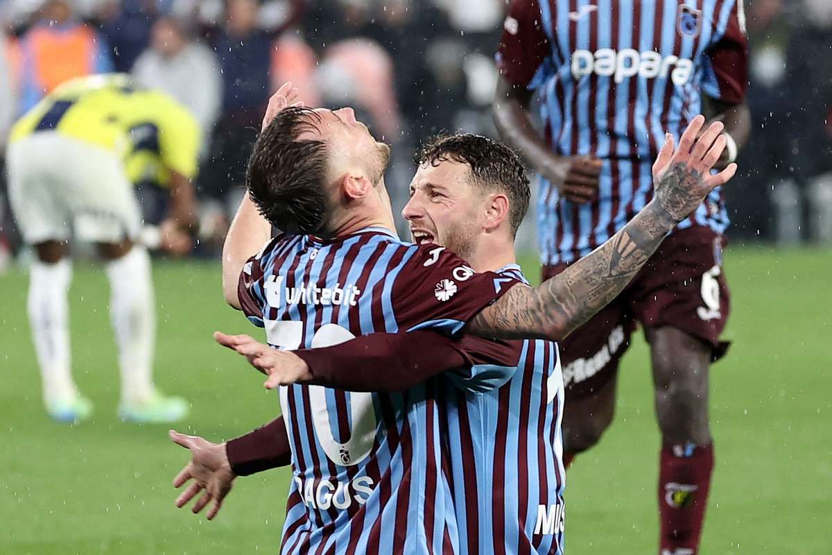 Denis Dragus inscrie impotriva Fenerbahce dar echipa lui Mourinho zdrobeste Trabzonspor