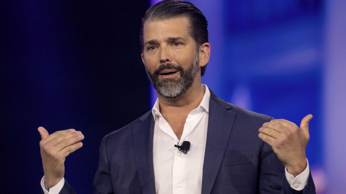 Donald Trump Jr ajunge luni in Romania a treia oprire in turneul est european
