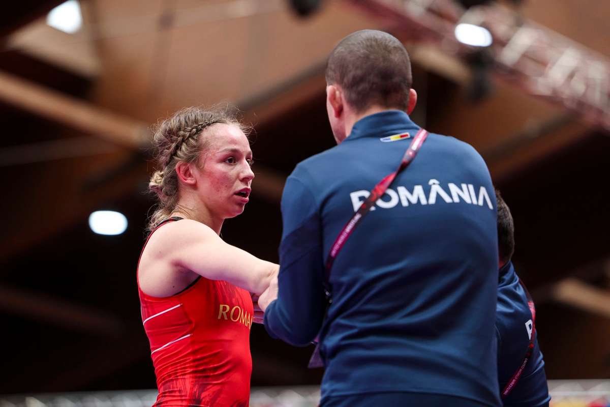 Doua arginturi si un bronz pentru Romania la Europenele de lupte