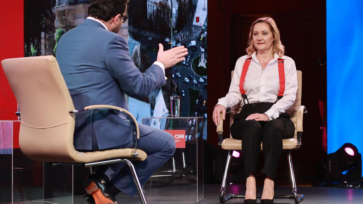 Elena Lasconi isi cere scuze pentru scrisoarea catre Trump