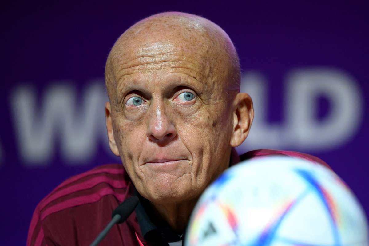 FIFA anunta arbitri cu camere la Mondial Cluburi