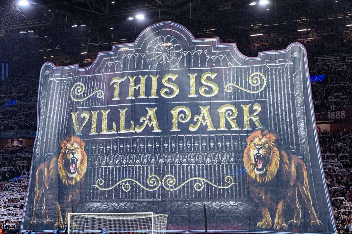 Greseala serii Imnul Europa League s a auzit pe stadionul Villa Park in loc de cel al Ligii Campionilor