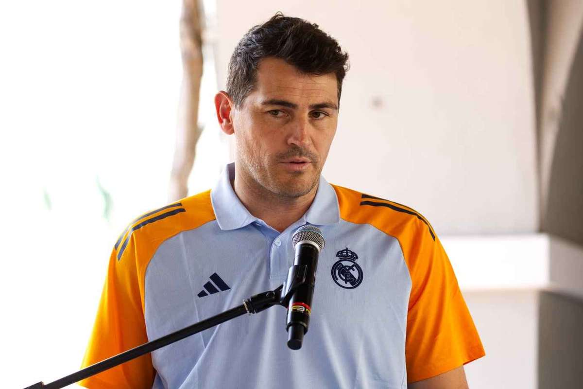 Iker Casillas si Diego Forlan noii membri ai Hall of Fame