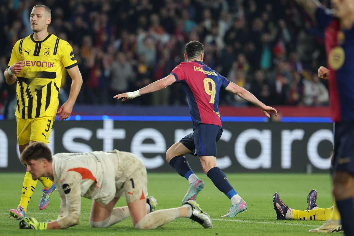 Lewandowski bestia neagra a lui Dortmund in retur