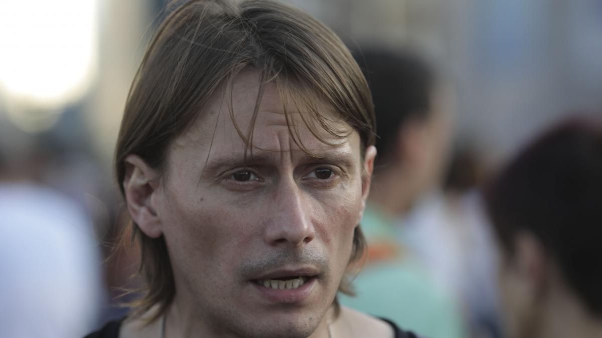 Marius Manole critica USR Am iesit pentru USR am stat in ploaie Ce ii fac Elenei Lasconi e mizerabil