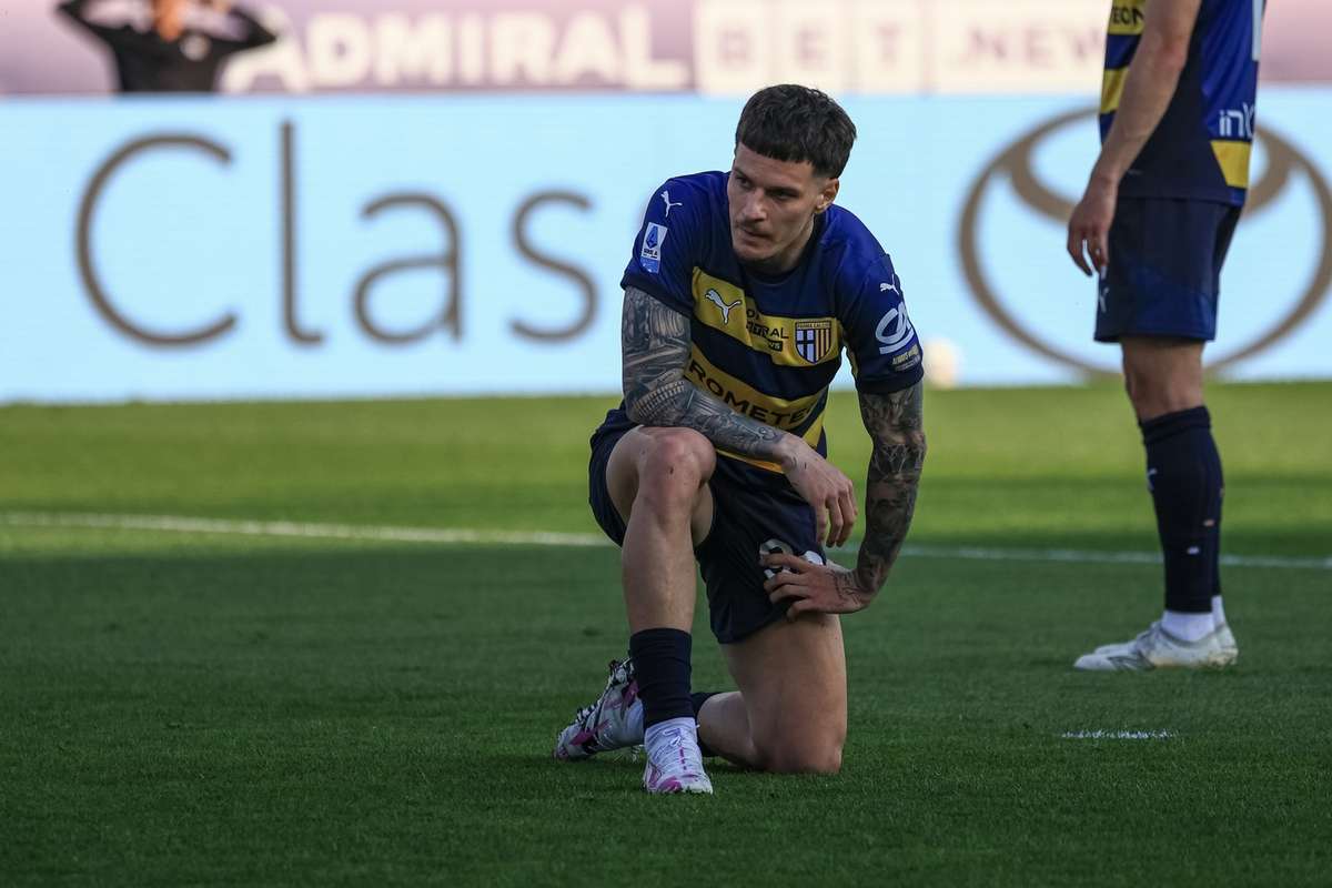 Meci important pentru Parma lui Chivu Dennis Man rezerva contra Juventus