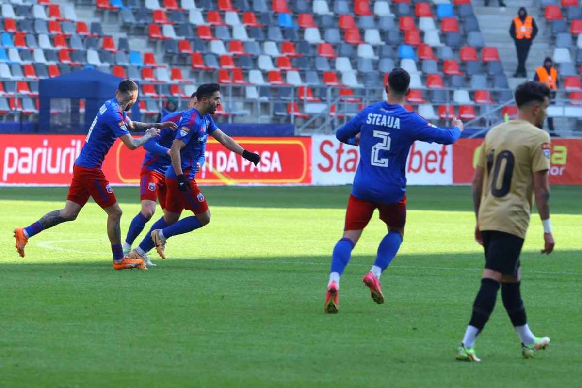 Meci spectaculos in Ghencea Steaua Voluntari Militarii obtin primul succes in play off