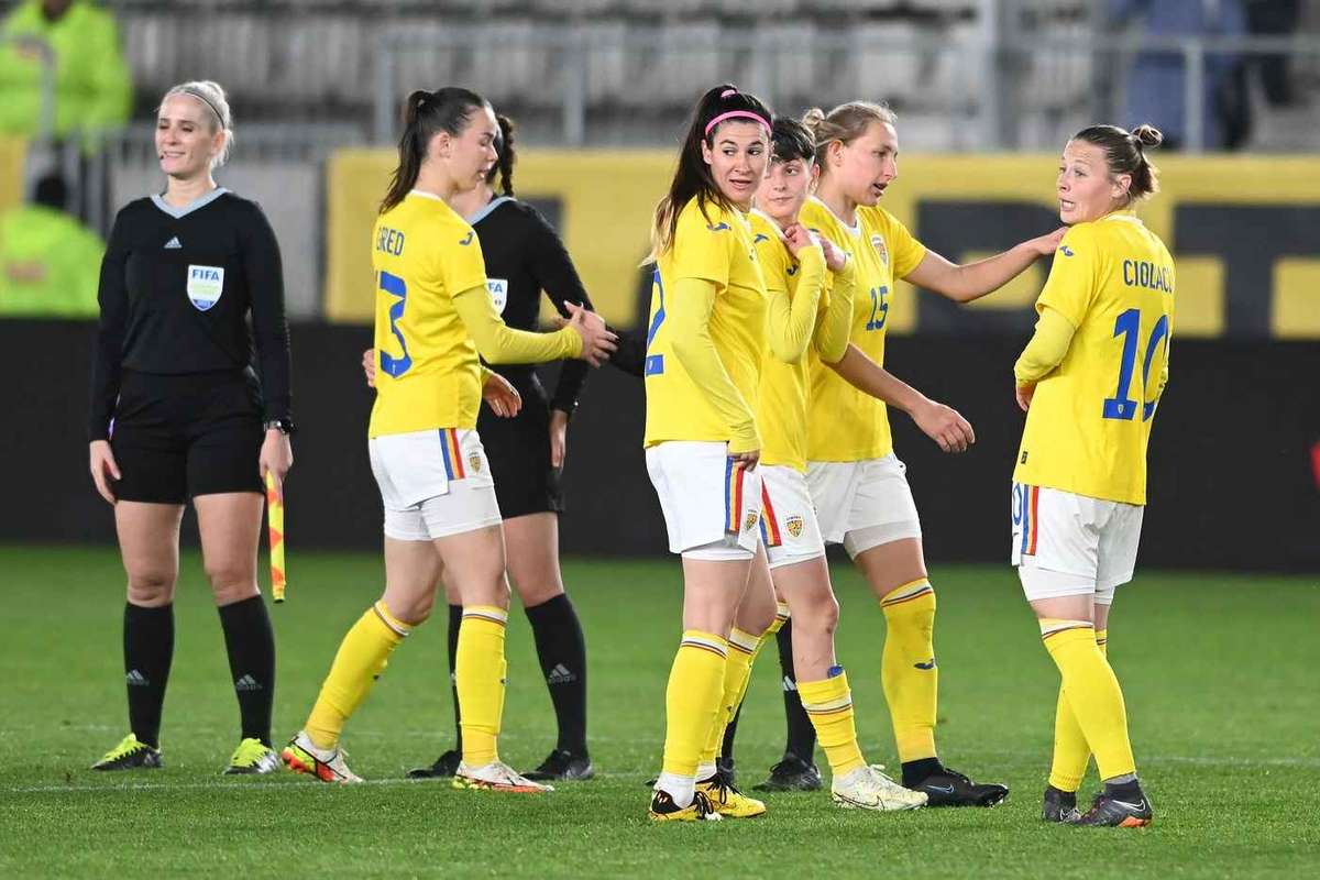 Nationala feminina de fotbal inca fara victorie