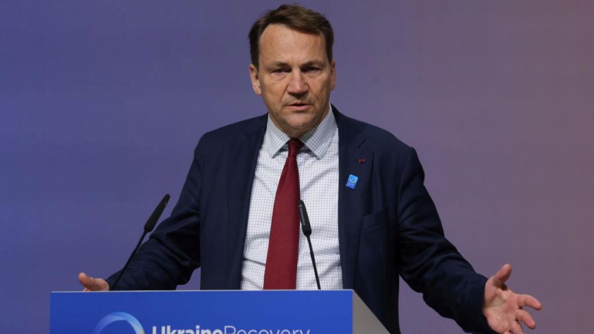 Polonia acuza Ungaria ca blocheaza sanctiunile contra Rusiei