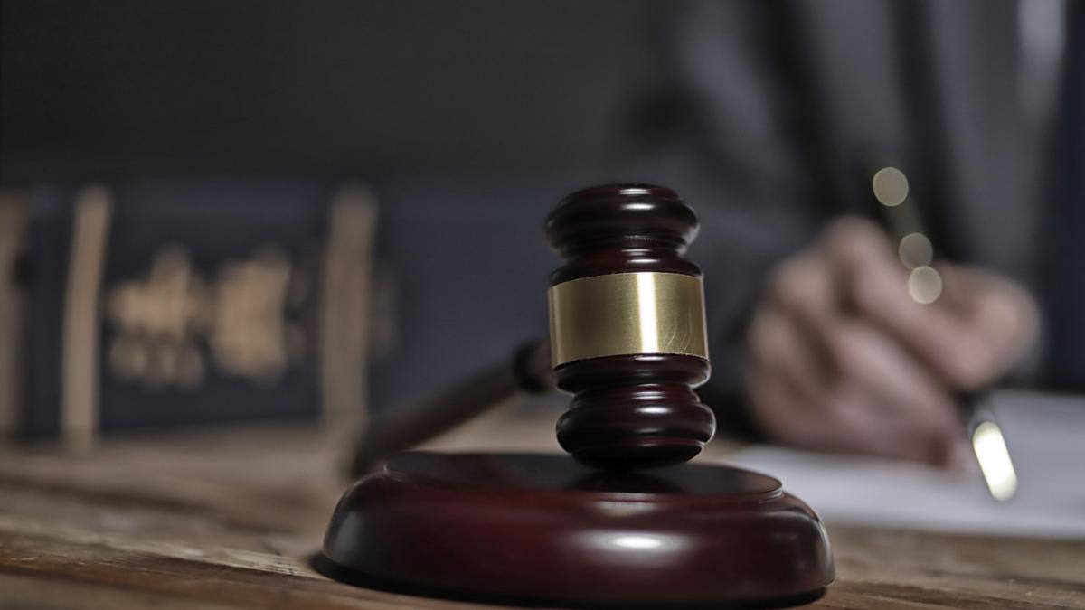 Surse Judecatorul ce a blocat decizia CCR e apropiat USR