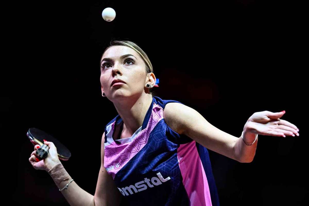 Bernadette Szocs calificata in optimile de simplu la Doha