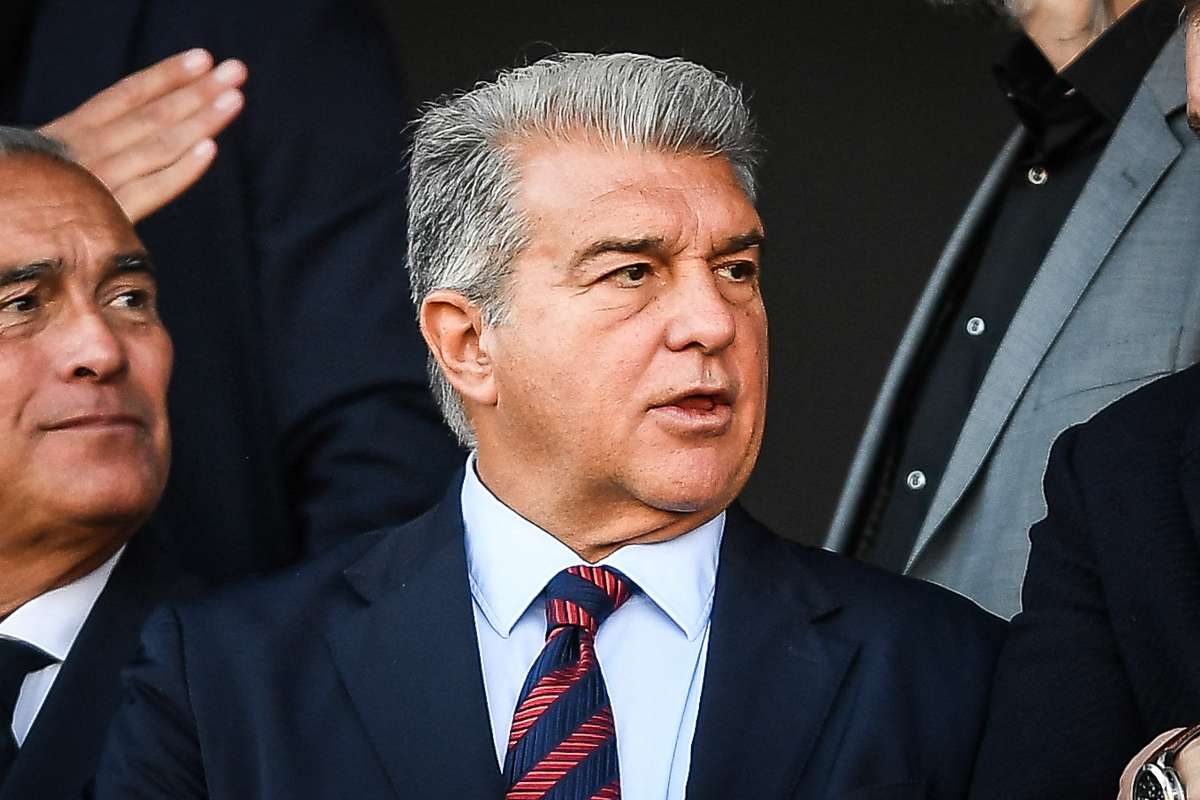 Joan Laporta anunta ca Barca va recruta jucatori