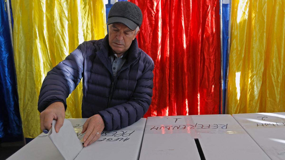 New York Times Romania risca un dezastru Editorial despre alegeri