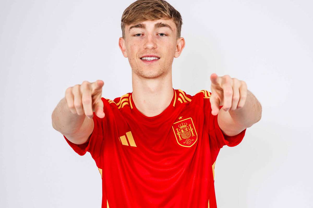 OFICIAL Dean Huijsen noul fotbalist al Real Madrid
