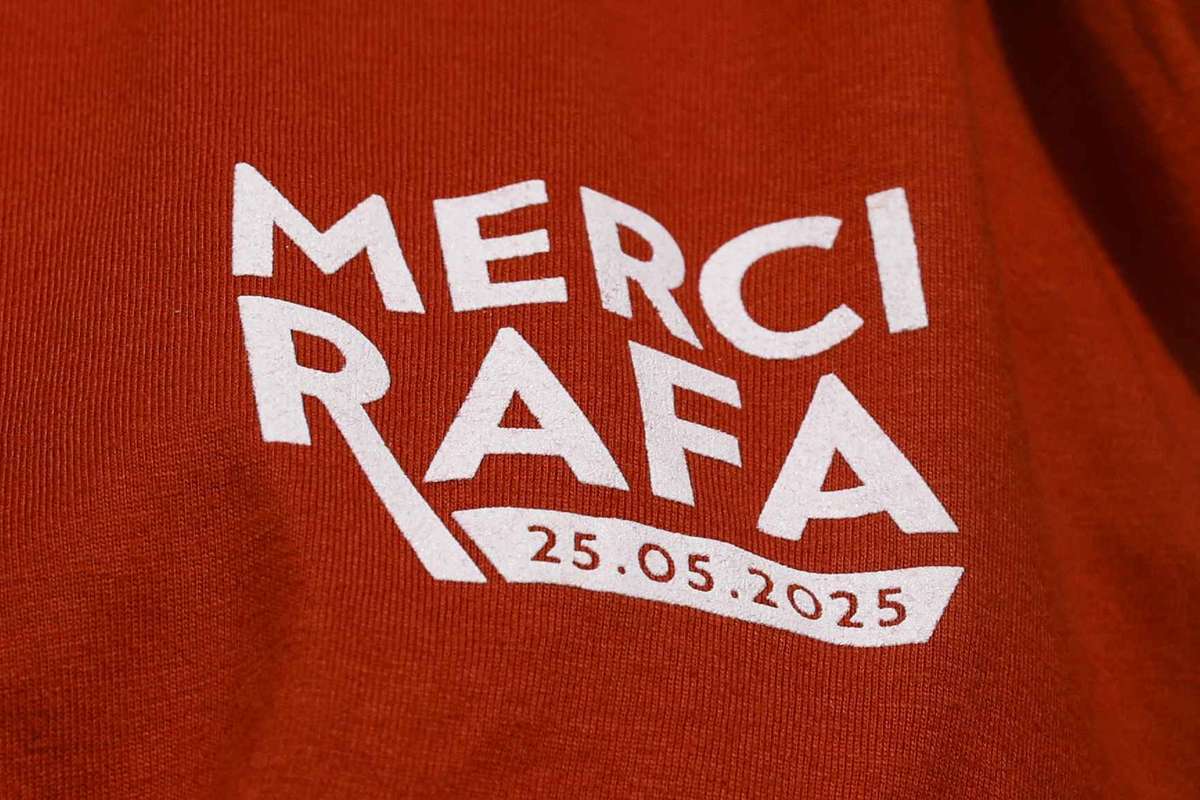 Tricourile Merci Rafa vandute online critica presedintele federatiei