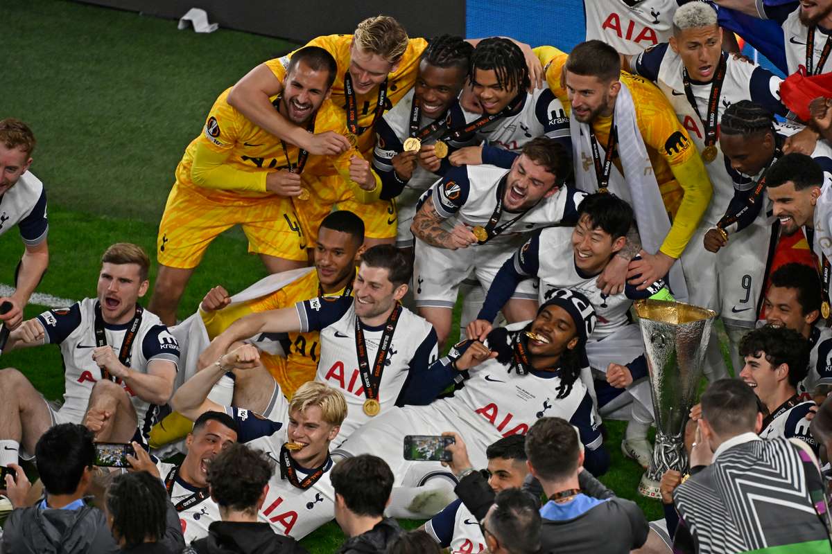 UEFA isi cere scuzepentru lipsa medaliilor la finala Europa League