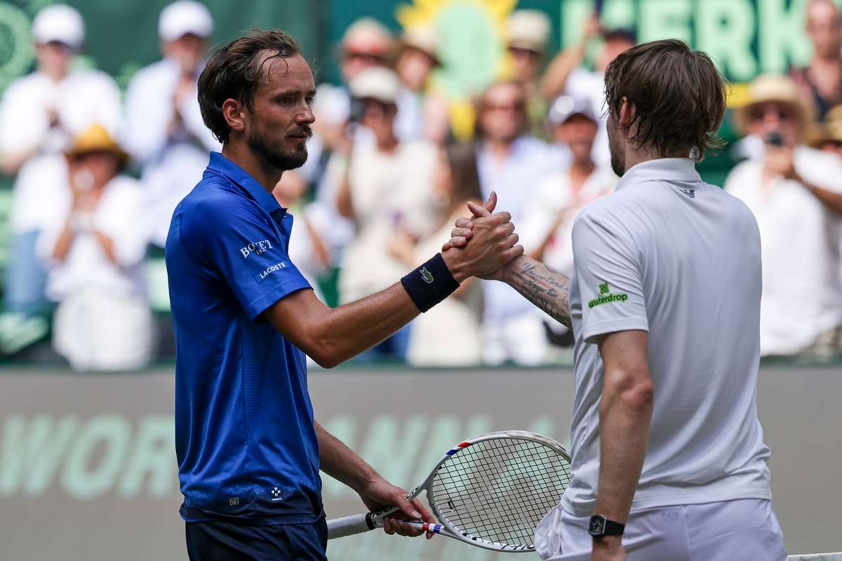 Aleksandr Bublik l a invins pe Daniil Medvedev in Halle