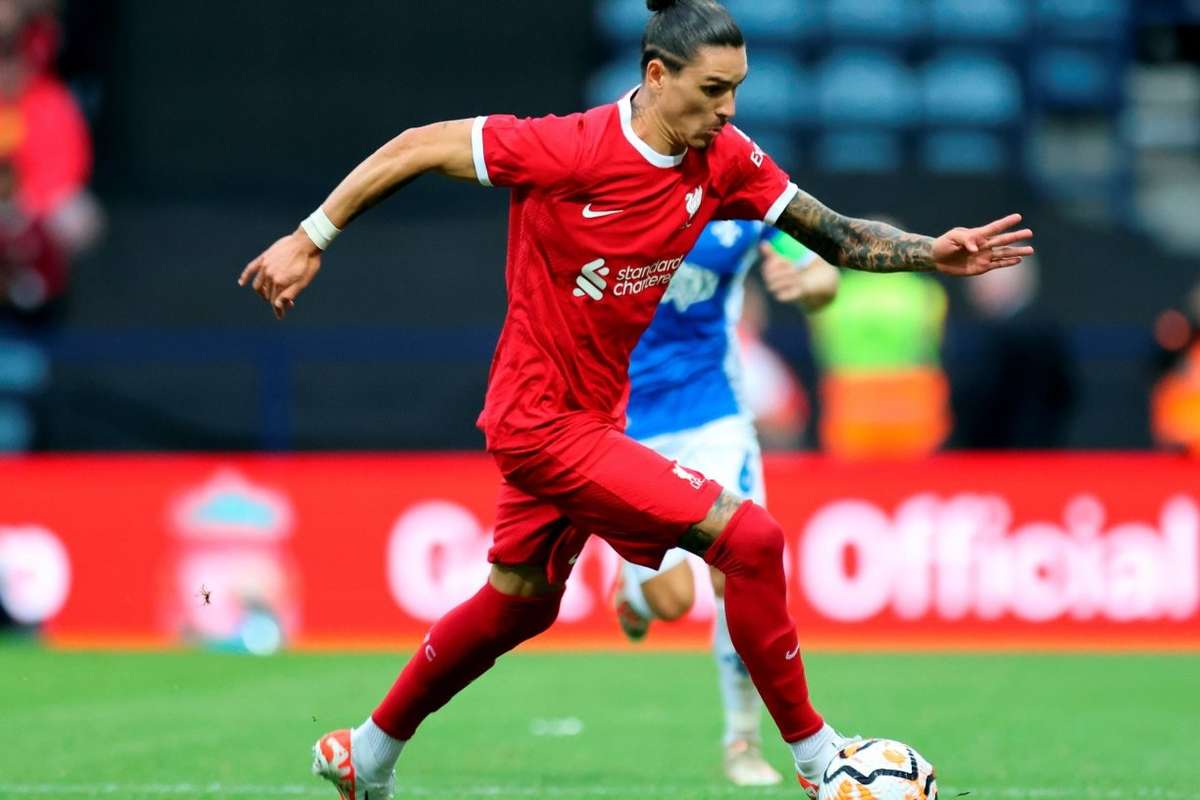 Atacantul lui Liverpool Darwin Nunez deschis la mutare in Arabia Saudita