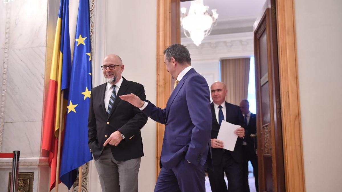Audieri rapide Guvernul Bolojan va fi votat astazi in Parlament