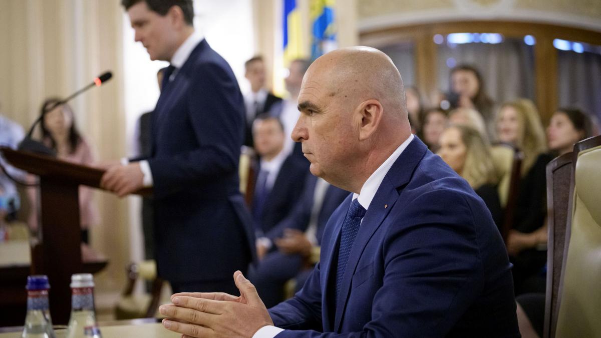 Culisele negocierilor pentru Guvernul Bolojan liderii USR suparati au obtinut patru ministere