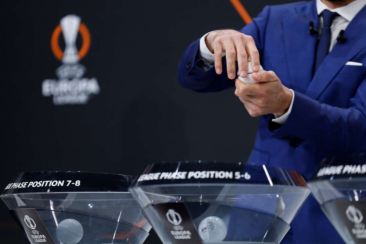 FCSB si CFR isi afla azi adversarele din preliminarii
