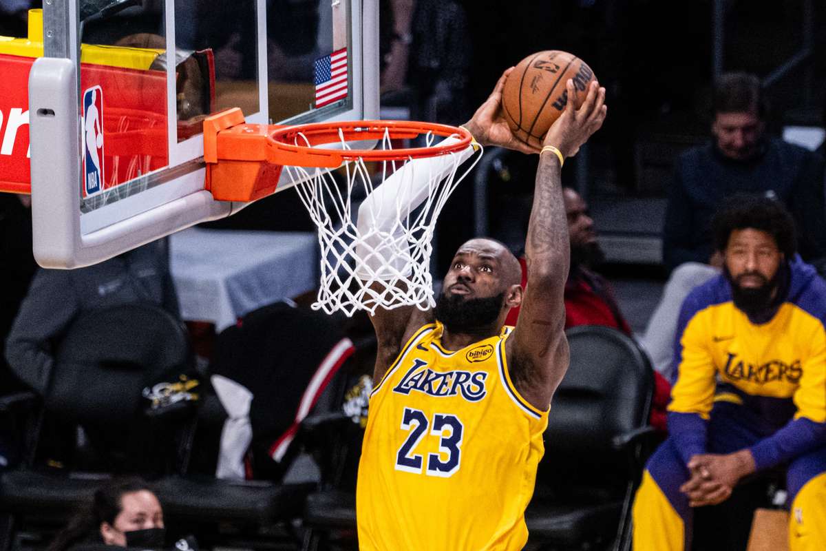 Final de cariera sau un alt sezon LeBron James a decis