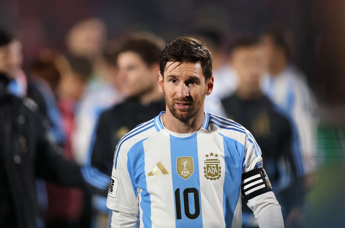 Lionel Messi ia in considerare intoarcerea la clubul copilariei