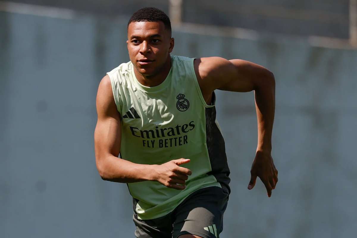 Mbappe internat in SUA Francezul e incert pentru meciul urmator
